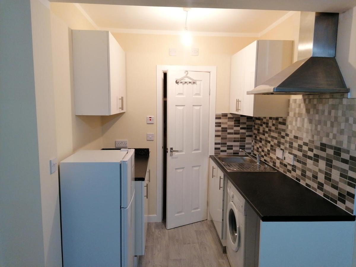 Self-Contained Studio Flat Bathrooms Kitchens Upgrade Locations To City Centre 15 Minutes Walking Distance Nottingham Universities Queen Hospitals City Hospitals Eksteriør bilde