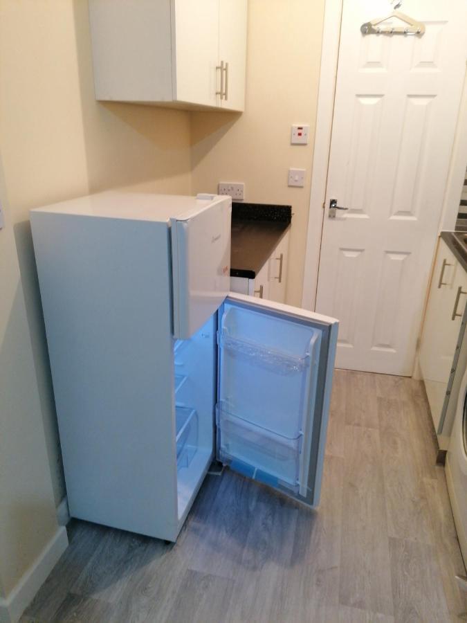 Self-Contained Studio Flat Bathrooms Kitchens Upgrade Locations To City Centre 15 Minutes Walking Distance Nottingham Universities Queen Hospitals City Hospitals Eksteriør bilde